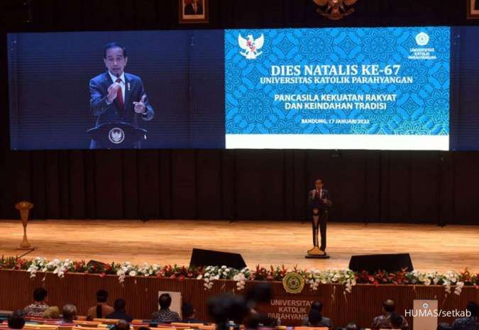 Hadiri Dies Natalis ke-67 Unpar, Jokowi Ungkap Cara Lewati Lonjakan Covid-19 di 2021