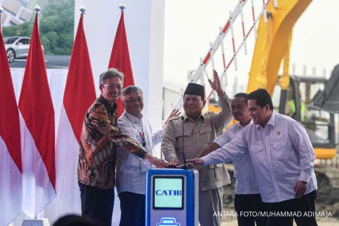 Prabowo Resmikan Proyek Industri Baterai Kendaraan Listrik Senilai Rp 100 Triliun