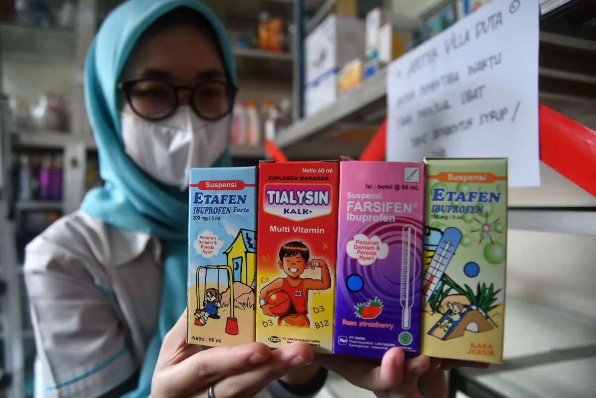 Obat Sirup Dilarang BPOM Bertambah, Cek Daftar Obat Flu & Demam Aman Untuk Anak