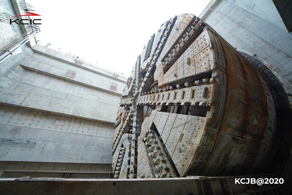 Progres proyek kereta cepat: Terowongan 1,8 km di tunnel #1 Halim sudah tembus