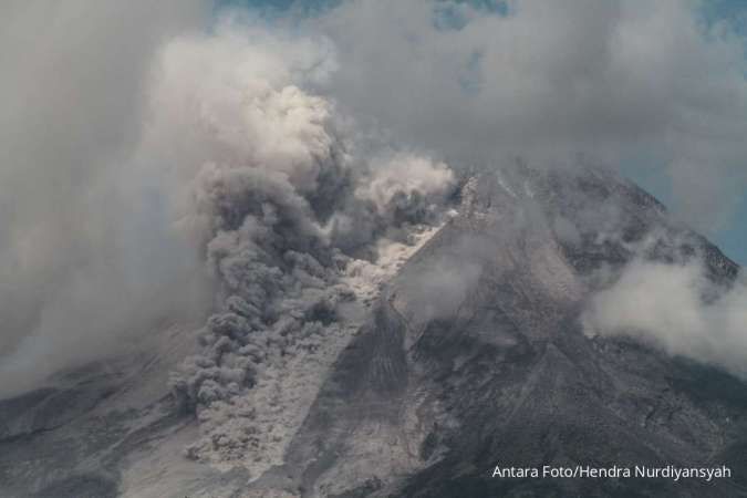 Erupsi Gunung Merapi, Awan Panas Meluncur ke Kali Bebeng dan Kali Krasak 