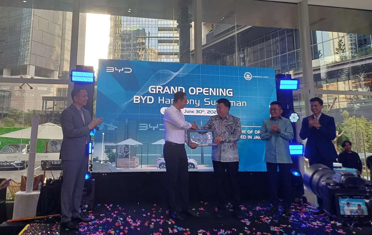 Jangkau Konsumen, BYD Gandeng Harmony Auto Buka Diler di Jakarta Pusat