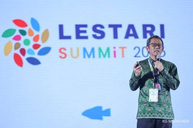 Direktur Keuangan Berkelanjutan OJK Joko Siswanto di acara Lestari Summit 2025 pada Kamis (2/10/2025), Raffles Hotel, Jakarta.