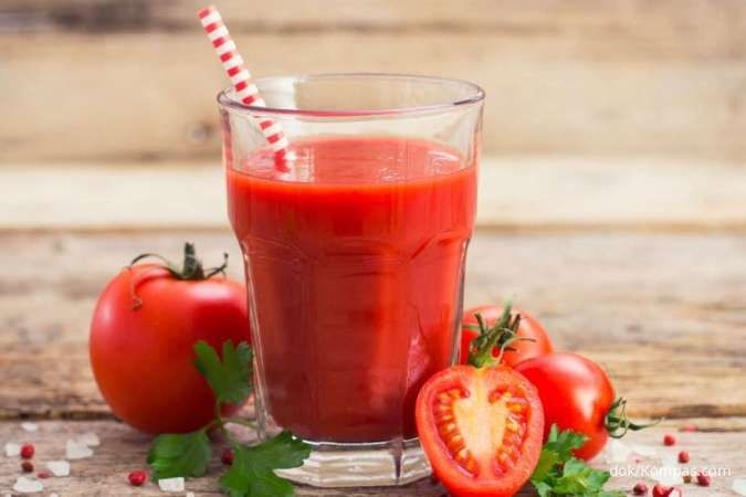 7 Manfaat Jus Tomat untuk Kesehatan dan Aturan Minum Jus Tomat
