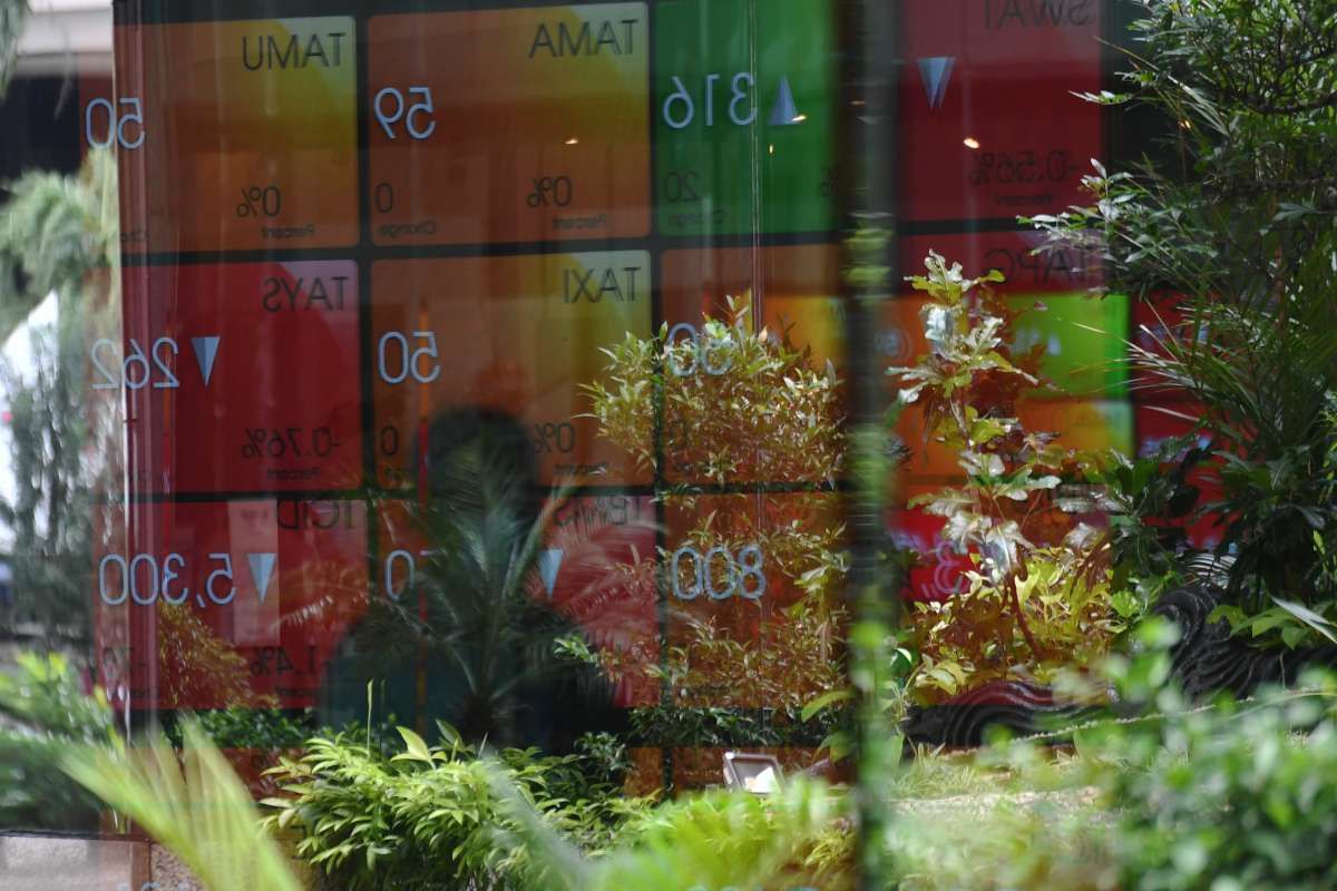 Investor Asing Agresif Borong Saham di 2021