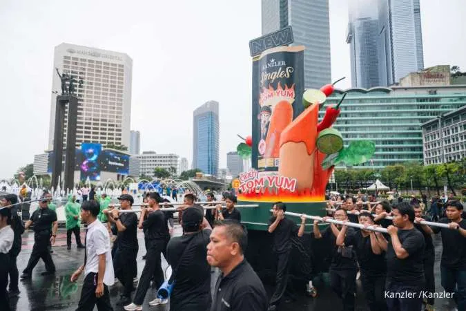 Kanzler Perkenalkan Ritual Sobek, Seruput, Segar lewat Sosis Tom Yum