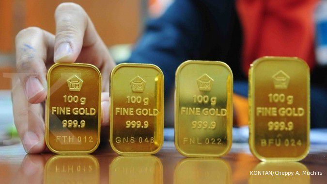 Hari ini harga emas Antam ogah beranjak
