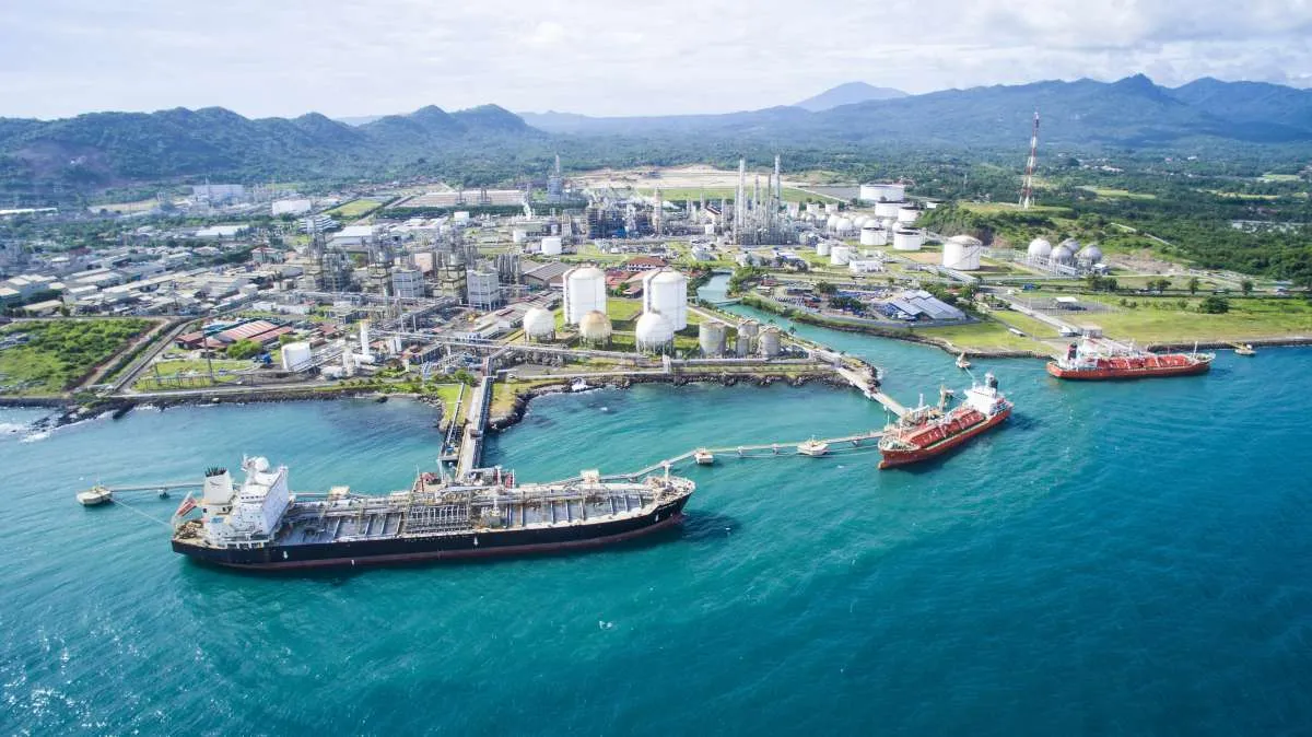 Pendapatan Chandra Asri Pacific (TPIA) Turun 9,4% di 2023