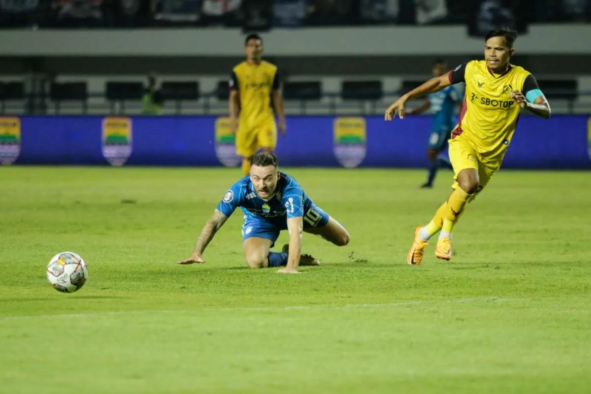 Foto: Persib Bandung Takluk Oleh Persikabo 1973 Dengan Skor 1-4