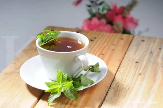 Ilustrasi kesehatan minuman teh peppermint
