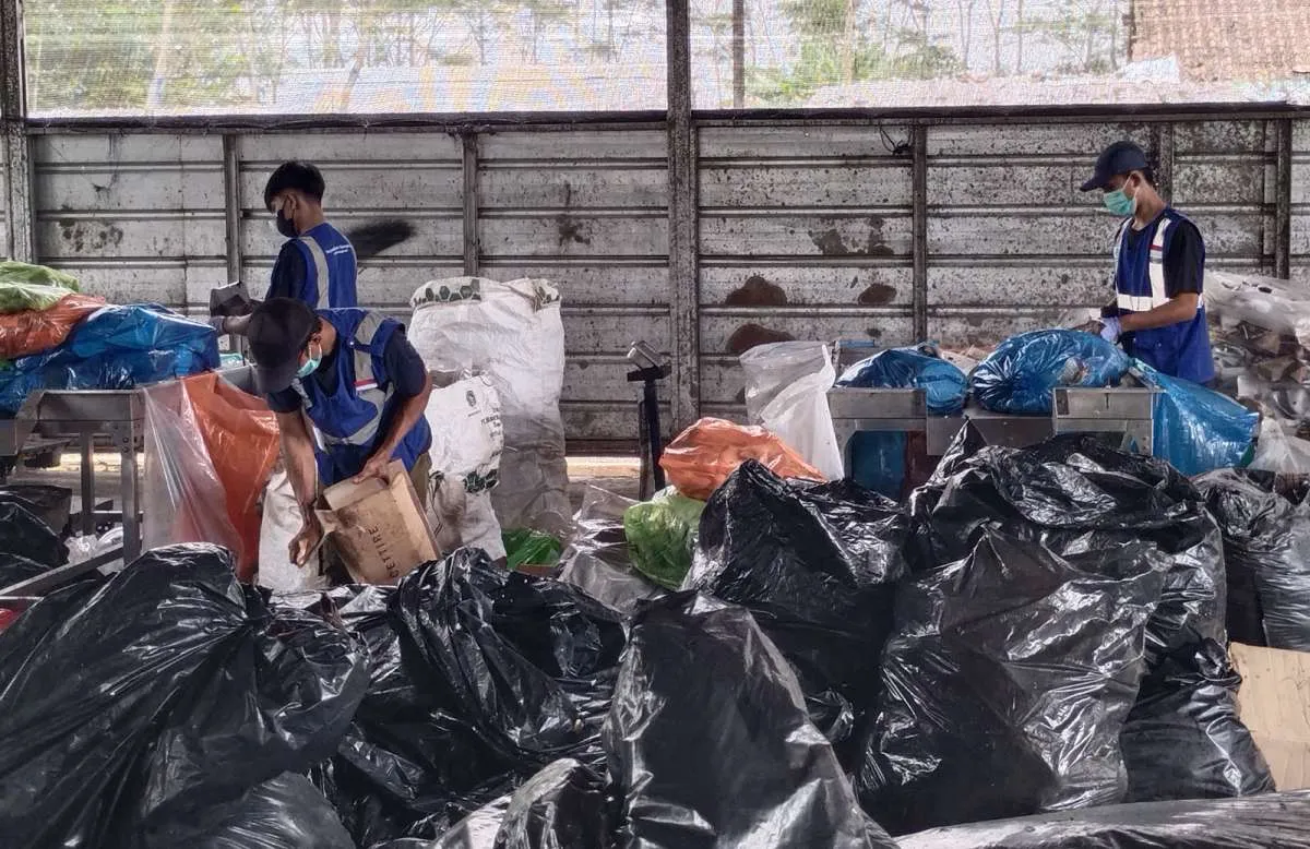 Cuan Miliaran dari Pengelolaan Sampah