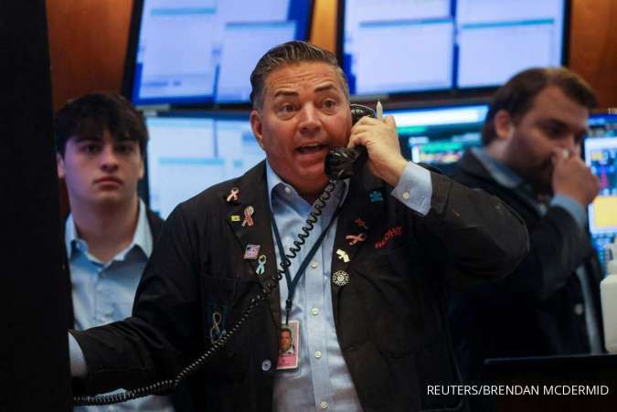 Wall Street Menguat Jelang Akhir Pekan Ditopang Data Ekonomi AS
