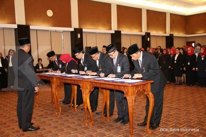 Gubernur Bank Indonesia (BI) melantik 18 pejabat baru 