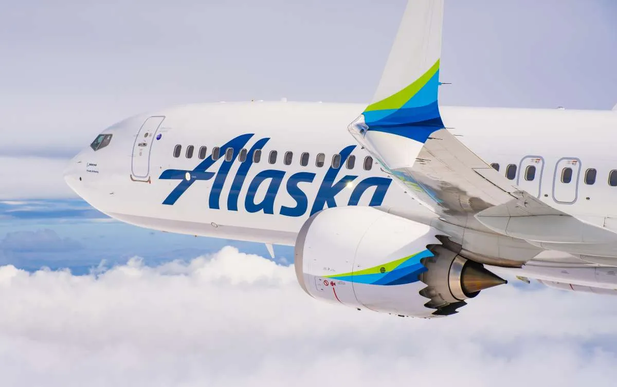 Alaska Airlines Resmi Akuisisi Hawaiian Airlines Senilai US$ 1,9 miliar