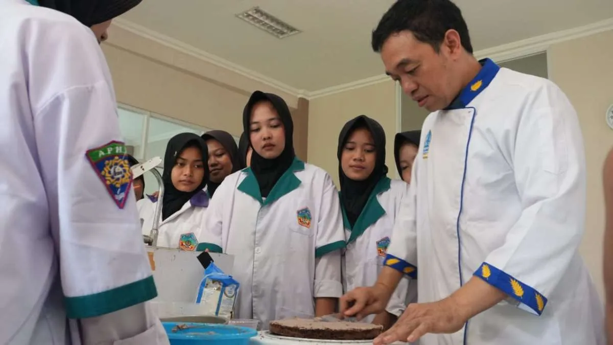 Tiga Hari Bogasari Mengajar di SMKN 2 Pandeglang-Banten