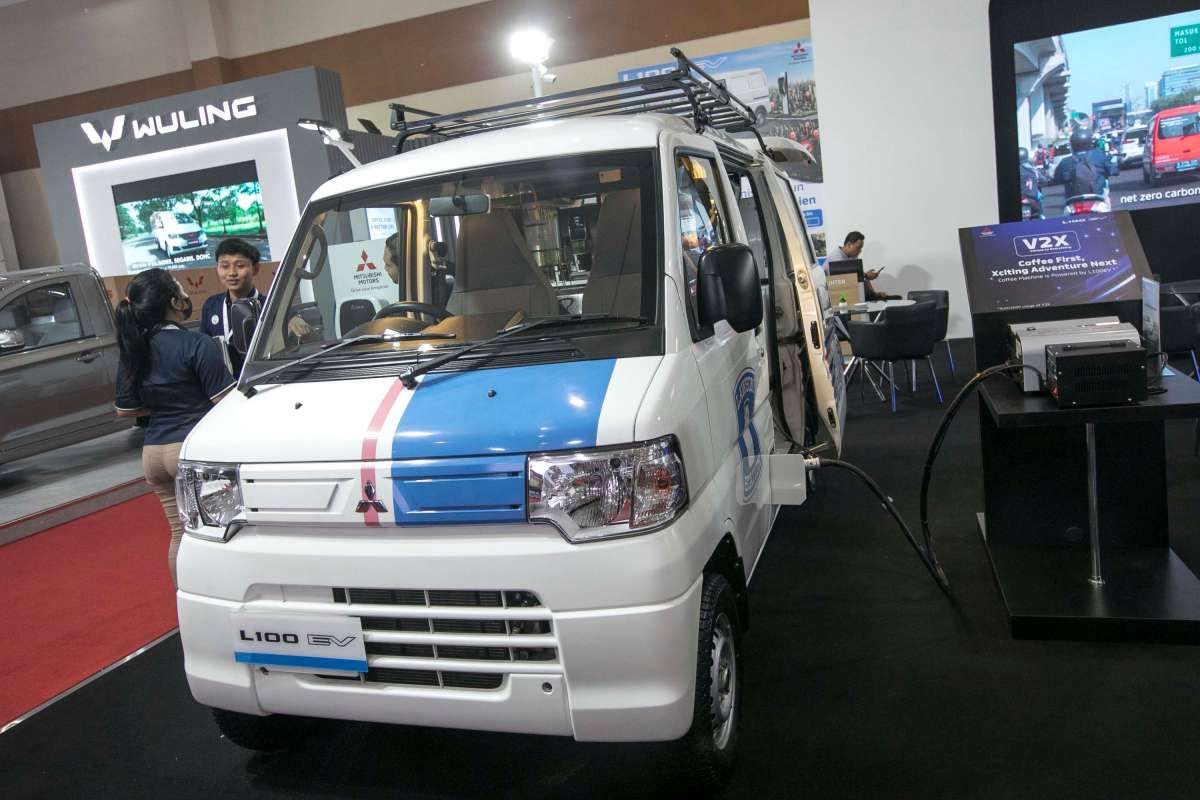 Laju Kendaraan Niaga Masih Terasa Berat