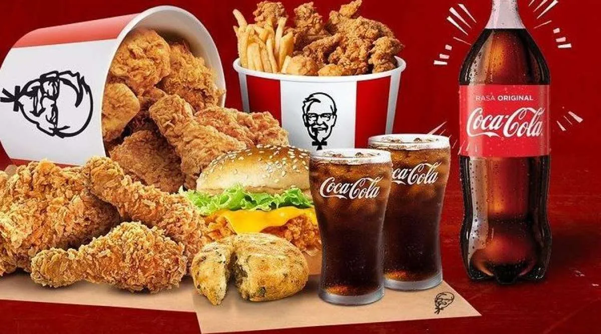 Promo KFC Khusus Drive Thru, Gratis 1,5 Liter Coca Cola Tiap Beli Paket KFC