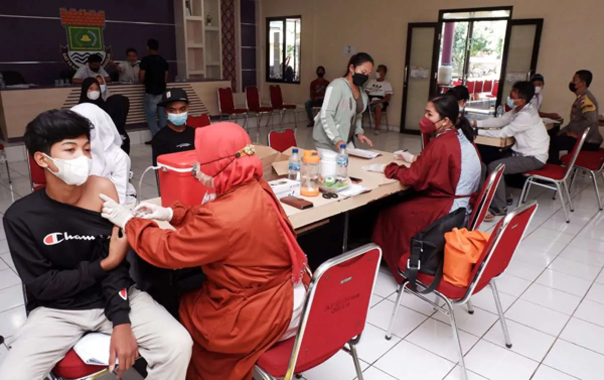 Inilah efek samping 9 vaksin Covid-19 di Indonesia, mulai Sinovac hingga Convidecia