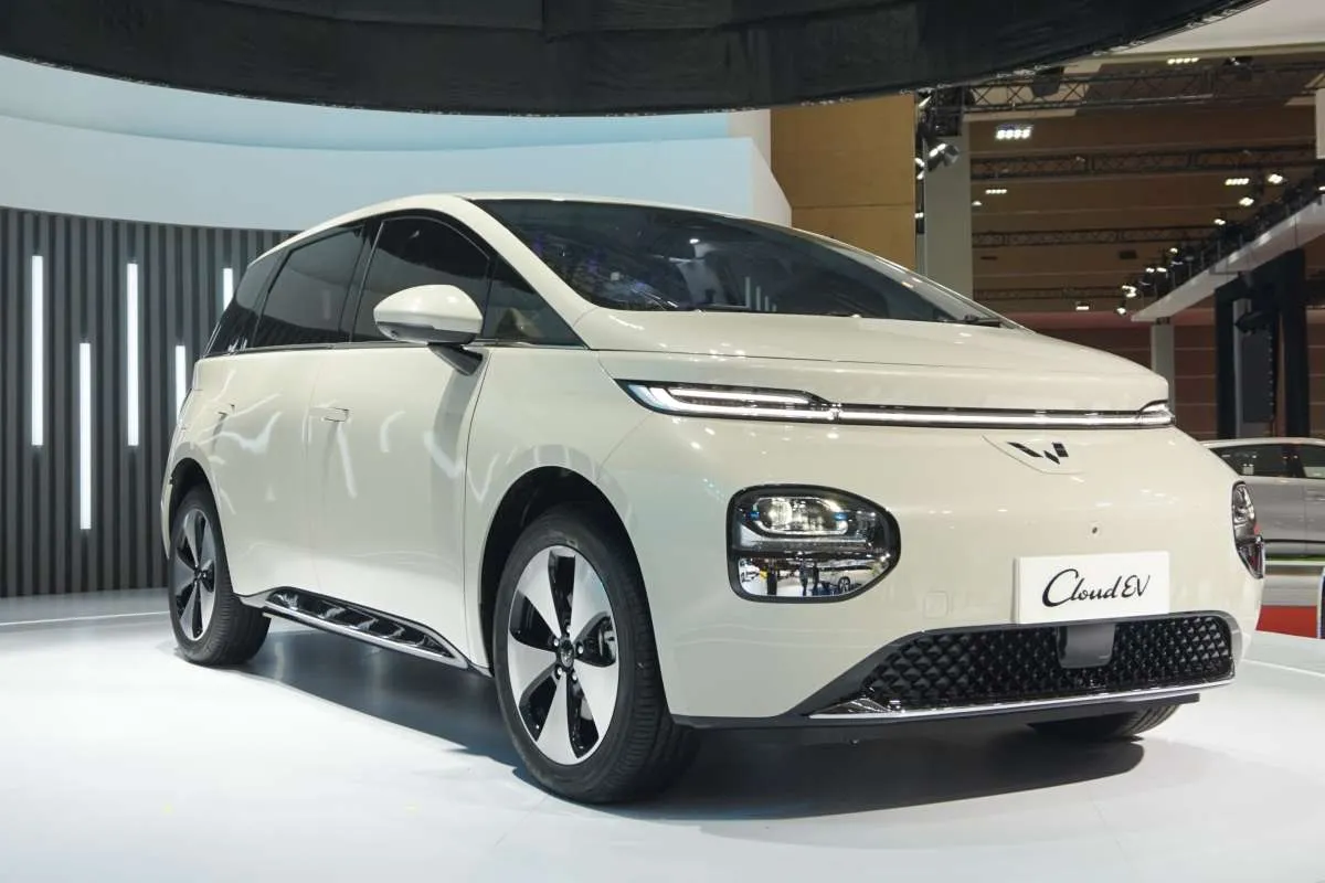 Insentif PPN Mobil Listrik Berlanjut, Begini Respons Hyundai dan Wuling Motors