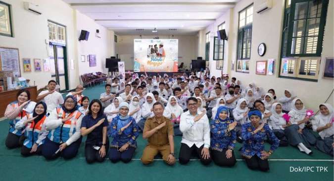 IPC TPK Kenalkan Industri Pelabuhan ke Pelajar SMAN 3 Bandung 