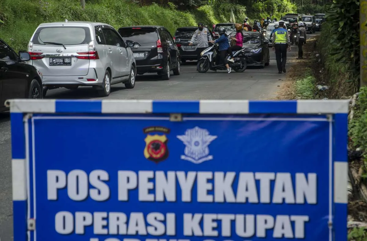 Berlaku 18 Mei 2021, ini syarat keluar kota pakai kendaraan umum dan pribadi 