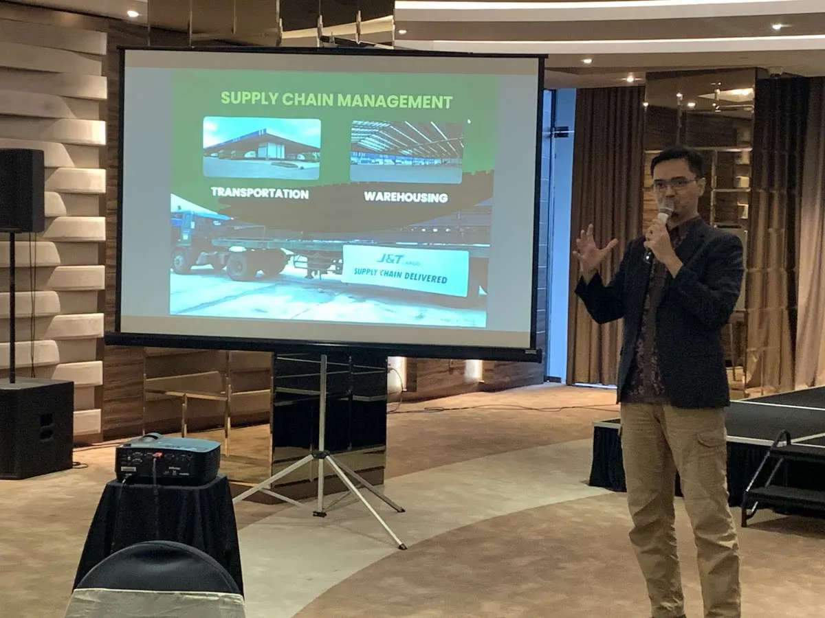 Fokus Ekspansi Lini Produk, J&T Cargo Kini Buka Pengiriman Paket Besar ke Papua