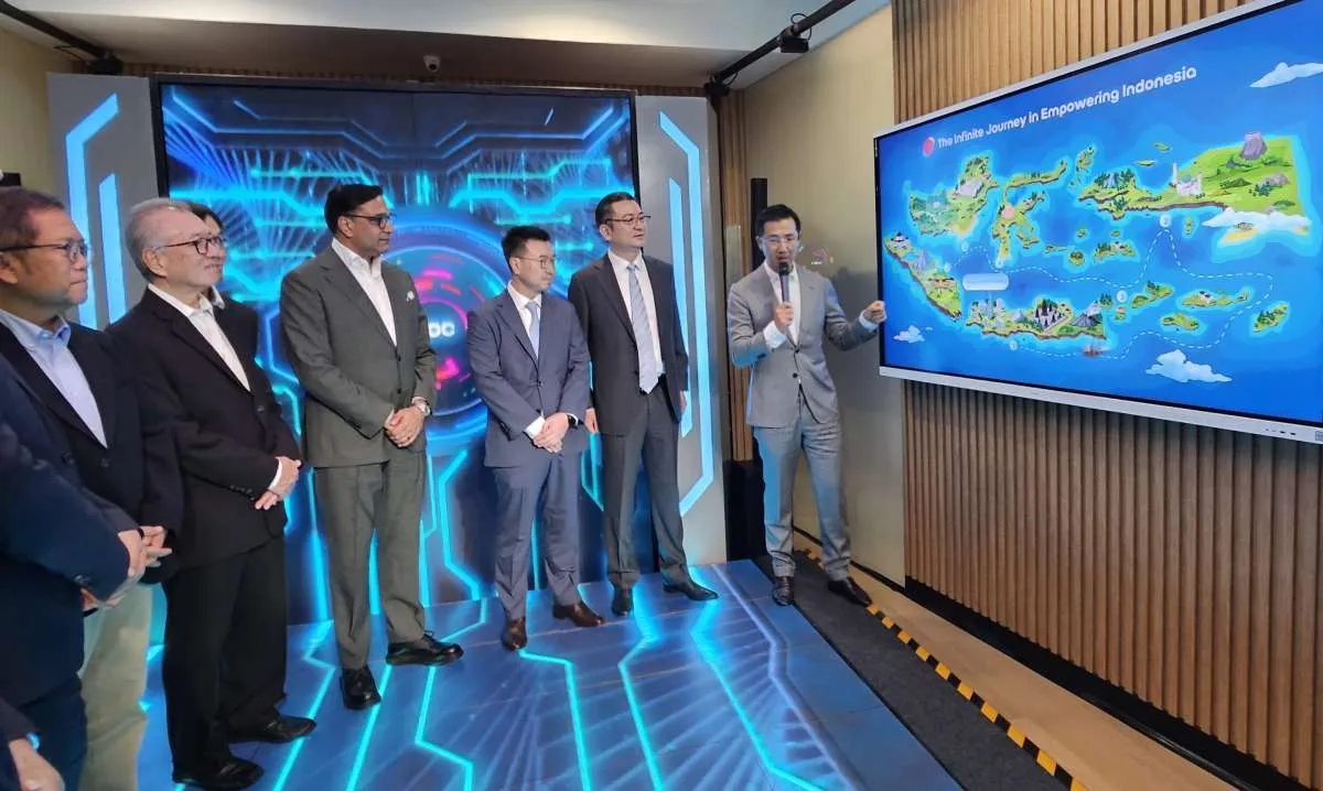 Indosat Gandeng Huawei Kembangkan Pusat Operasi Berbasis Kecerdasan Buatan