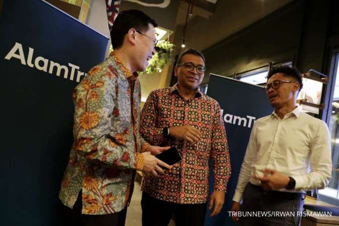 Institusi Asing Kembali Masuk, Saham ADRO Menguat dan Masuk Fase Bullish