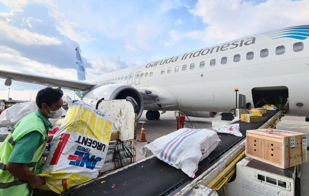 Simak Tips dan Cara Kirim Paket Hampers hingga Kado dengan Aman lewat Ekspedisi