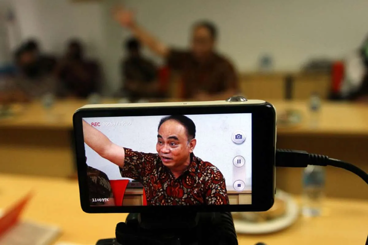 Indonesia President Names New Communications Minister After Graft Scandal