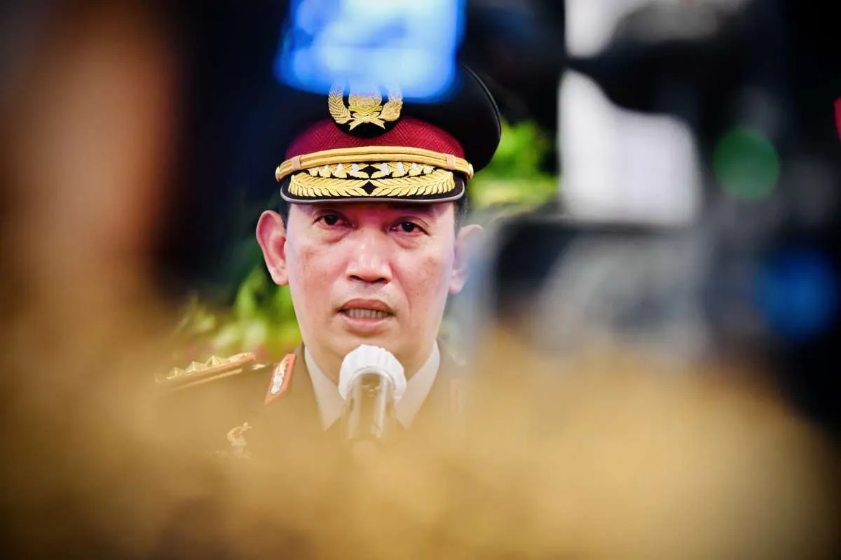 Kapolri Listyo Sigit Prabowo merombak sejumlah petinggi Polri