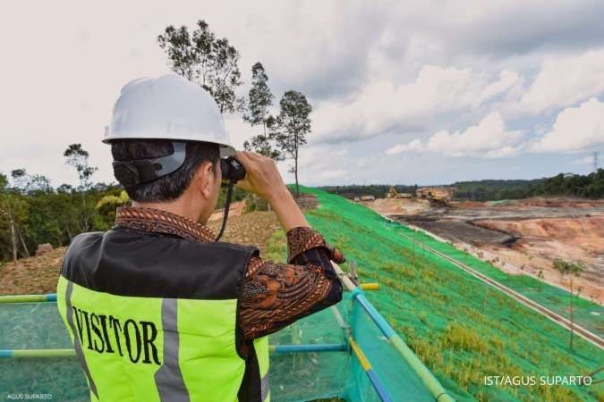 Jokowi Optimistis Jalan Tol IKN Selesai Dibangun di Akhir 2024