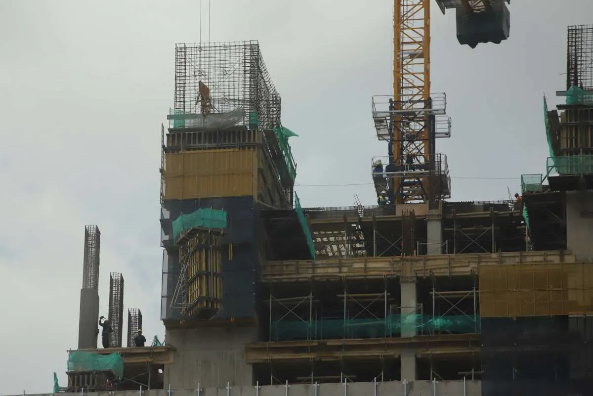 Rupiah Melemah, Industri Konstruksi Masuk Fase Kritis Akibat Harga Material Melonjak
