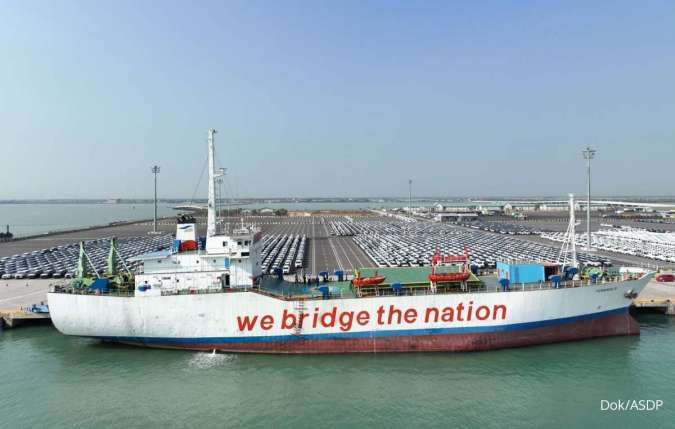 Libur Imlek, ASDP Layani 162 Ribu Penumpang dan 39.552 Kendaraan dari Pelabuhan Merak