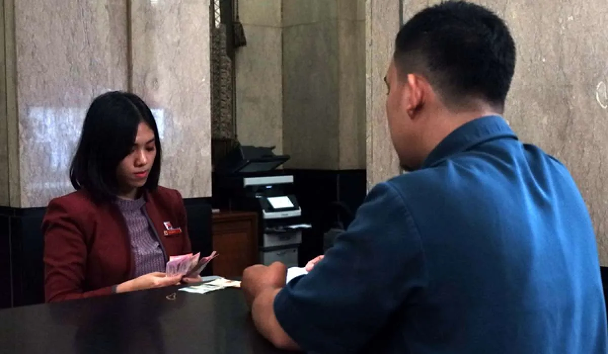 Biaya Dana Masih Mahal, Perbankan Pilih Revisi Turun Target Penyaluran Kredit 