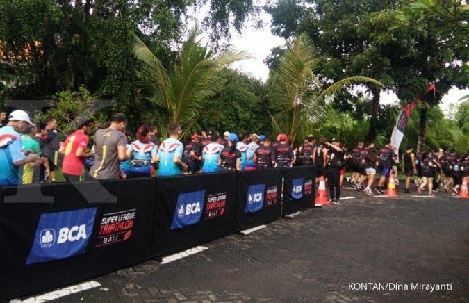 BCA sukses gelar BCA Super League Triathlon Bali dengan 2.500 peserta