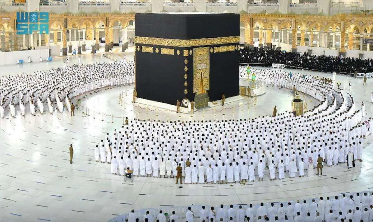 Arab Saudi Cabut Pembatasan Covid-19, Jarak Sosial di Masjidil Haram Ditiadakan