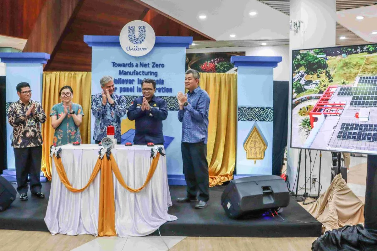 Kurangi Emisi Karbon, Kemenperin Dukung Industri Bangun Panel Surya