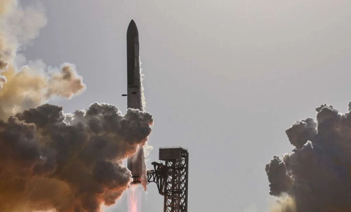 VinSpace Vietnam Gandeng SpaceX untuk Misi Peluncuran Satelit di 2027