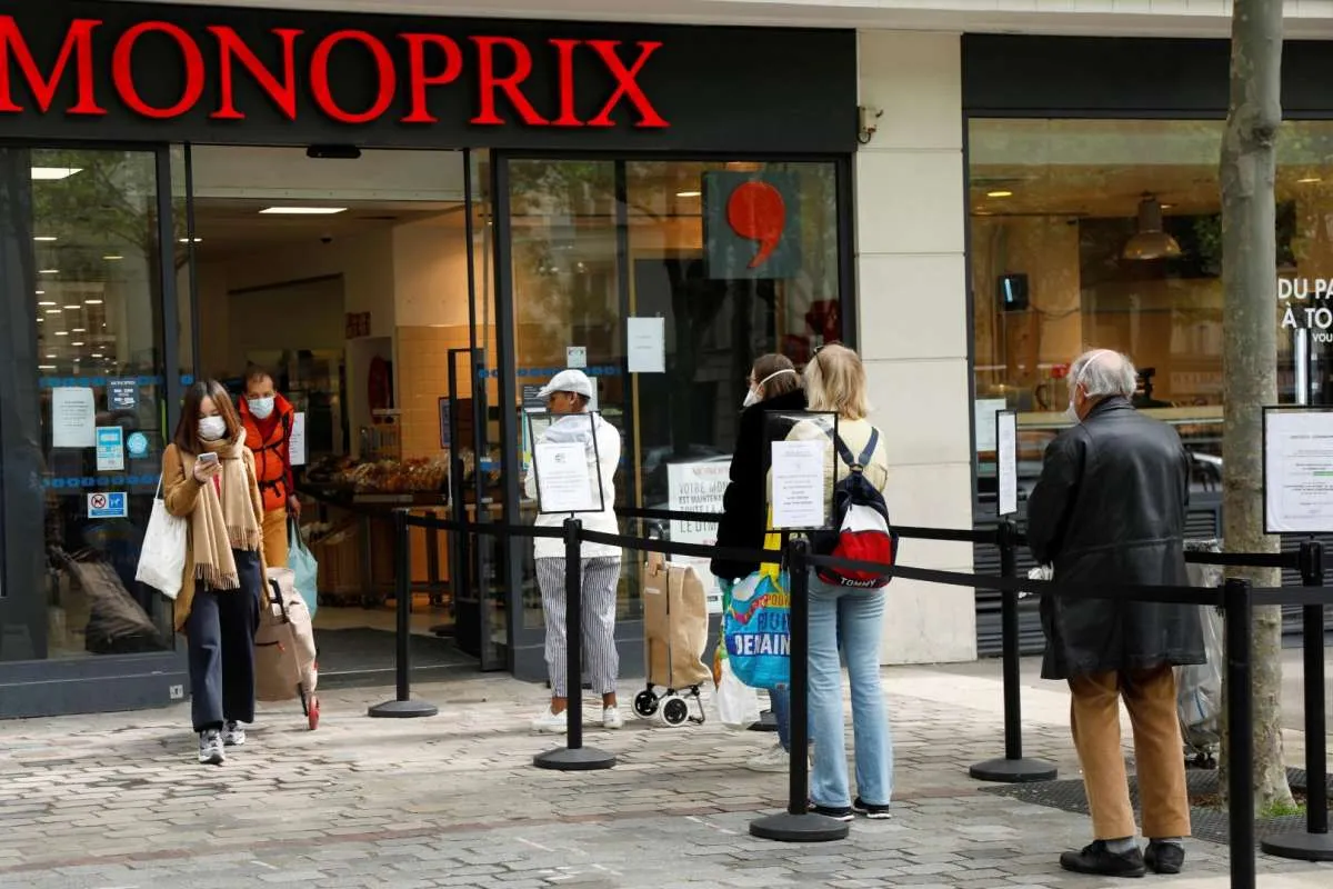 Corona di Prancis: Korban meninggal melonjak lagi 