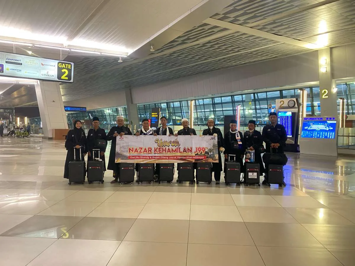 Shandy P Berangkatkan Umrah Masyarakat lewat J99 Foundation,Wujudkan Mimpi Sesama