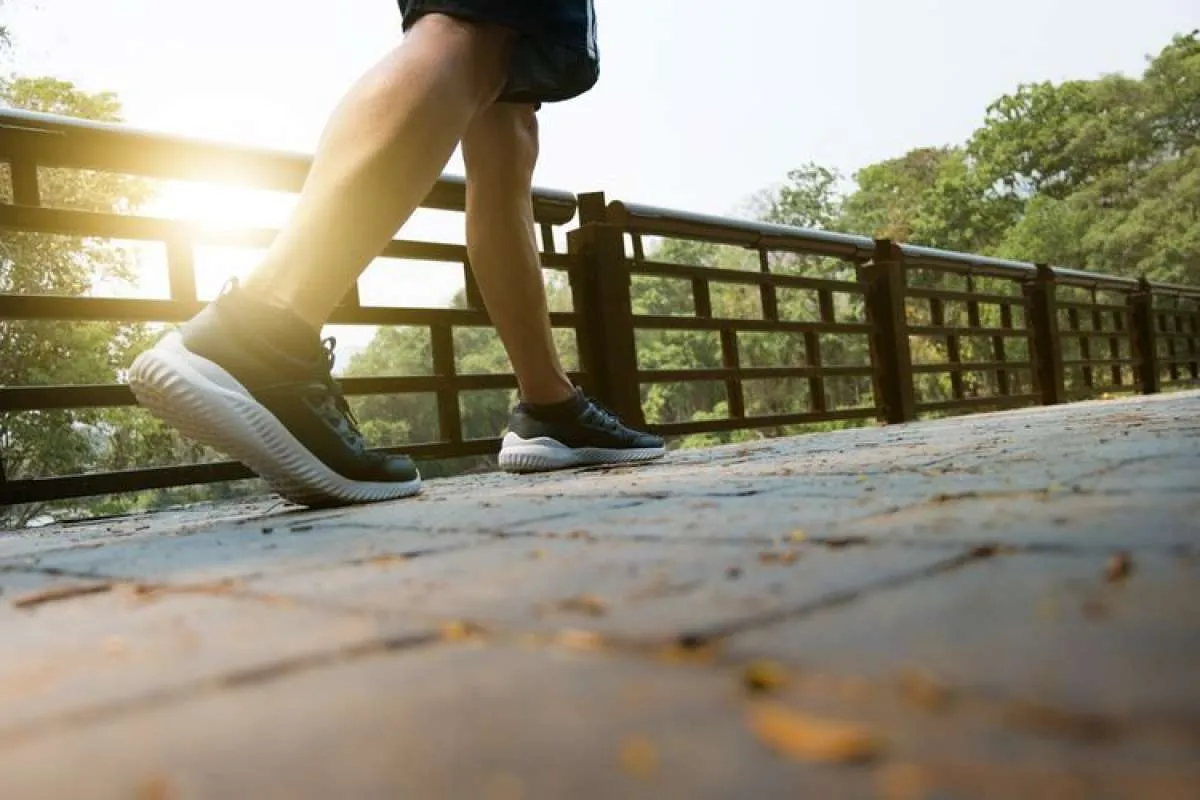 Cara mudah menurunkan berat badan, cukup dengan jalan kaki, simak panduannya