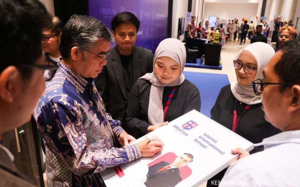  Menaker Tekankan Pentingnya Menyiapkan Generasi Masa Depan Hadapi Dunia Kerja Baru 