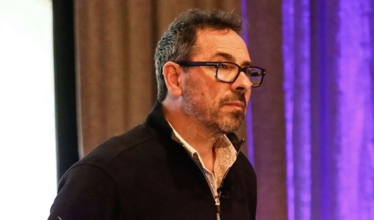 CEO Perusahaan AI Sebut Mustahil Sukses Kalau Hanya Kerja 38 Jam Seminggu