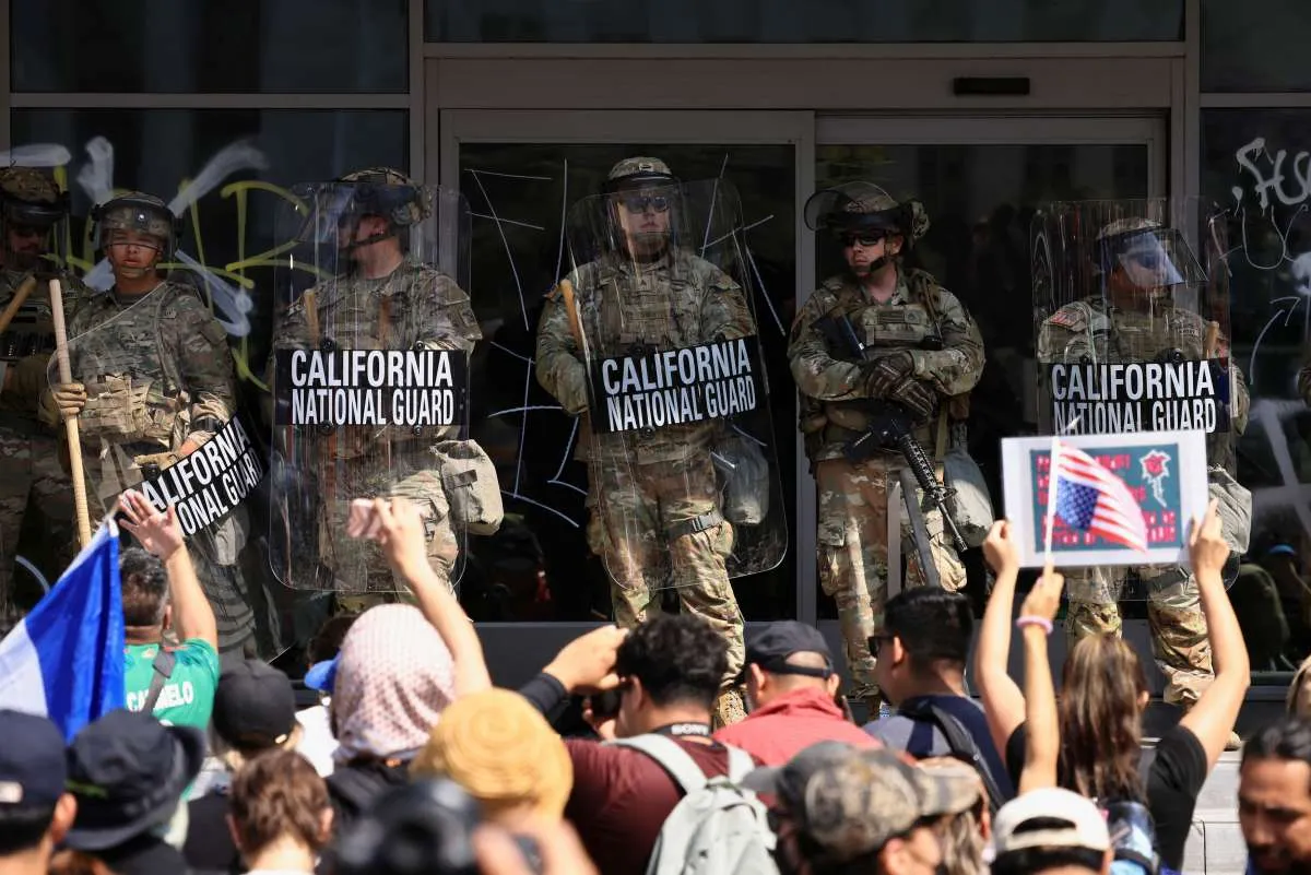 Marinir Diterjunkan ke Los Angeles, Trump Dukung Penangkapan Gubernur California