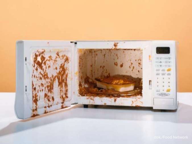 Pakai Cuka, Begini Cara Membersihkan Microwave dengan Mudah!