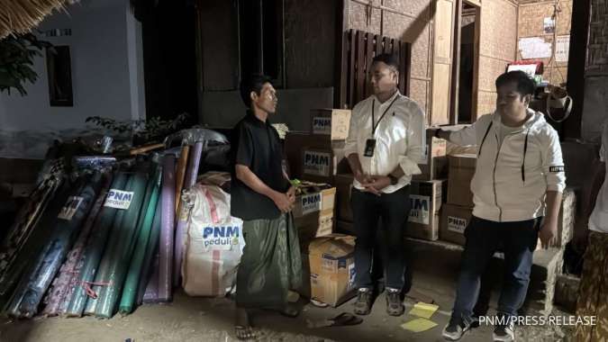 Kehilangan Rumah dan Tempat Usaha, PNM Dampingi Nasabah PNM Mekaar di Desa Sade