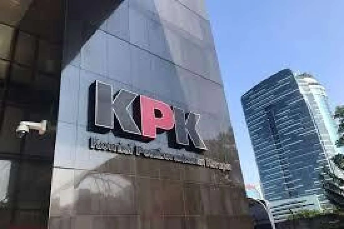 KPK Periksa Eks Dirjen Kementan Soal Pengadaan Pembekuan Getah Karet