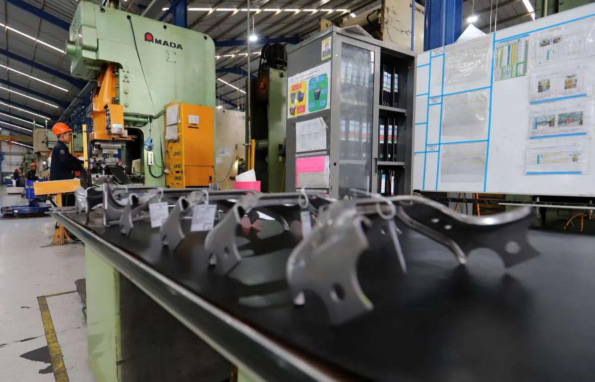 PMI Manufaktur Kembali Ekspansi, Kadin: Belum Jadi Bukti Pemulihan Industri Menguat