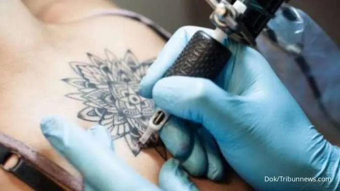 4 Risiko Membuat Tato di Tubuh, Bukan Cuma Reaksi Alergi
